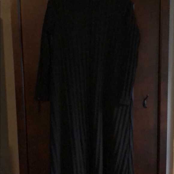 LuLaRoe Sarah Cardigan - Picture 3 of 4